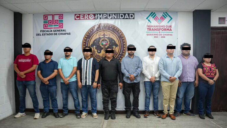 Fiscalía de Chiapas detiene a 10 funcionarios por presunta tortura en Tuxtla Gutiérrez